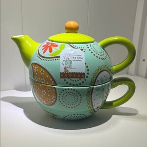 Cracker Barrel "It's Always Tea Time
Somewhere" Tea pot For One by Wendy Bently